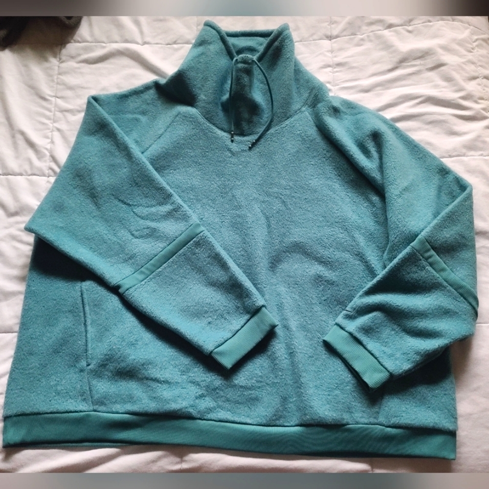 Nike Plus Fleece Pull Over